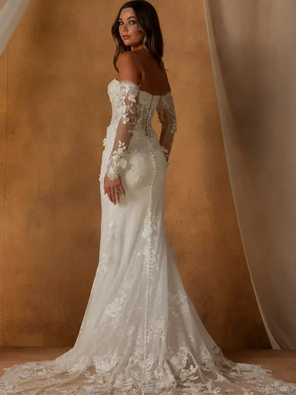Visit The Best Wedding Dress Stores in Memphis for Every Budget details page